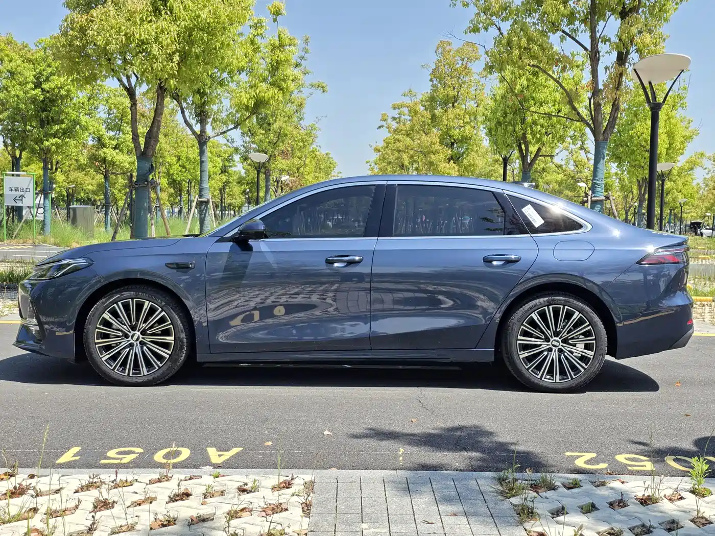 Geely Galaxy Galaxy A7 2025 EM-i фото 7