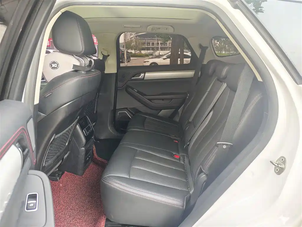 Фото 6 - BYD Tang New Energy