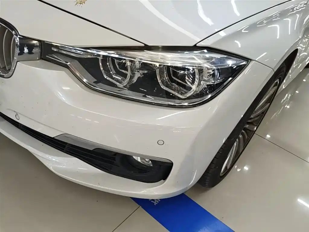 BMW 3 Series 2018 320Li Fashion Style фото 24