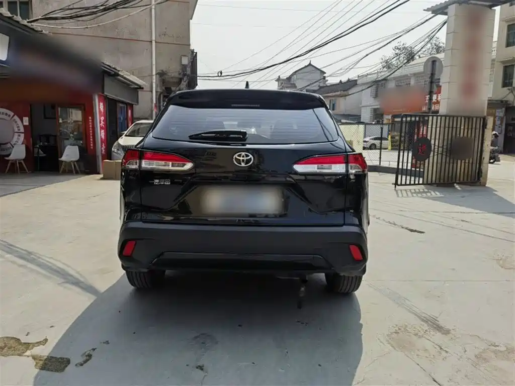Toyota Corolla Cross 2024 Model 2.0L Pioneer Edition фото 11