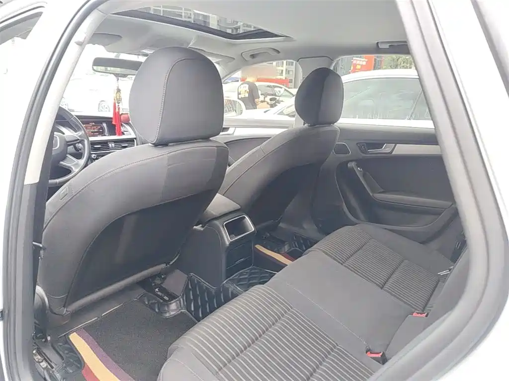 Audi A4L 2016 30 TFSI Collector's Edition Automatic Comfort фото 18