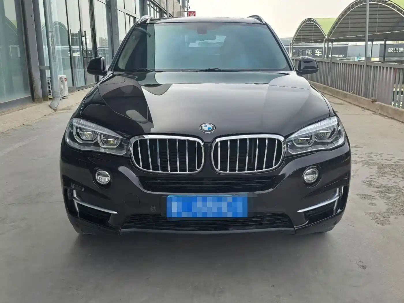 BMW X5 (Import) 2017 xDrive35i Leading Edition фото 2