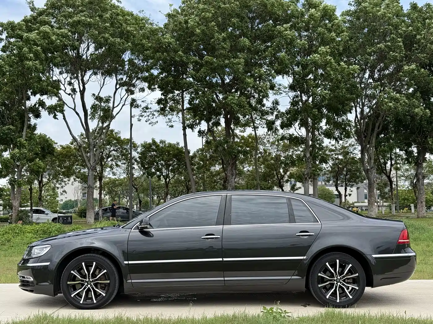Volkswagen Phaeton 2012 3.0L Business фото 4