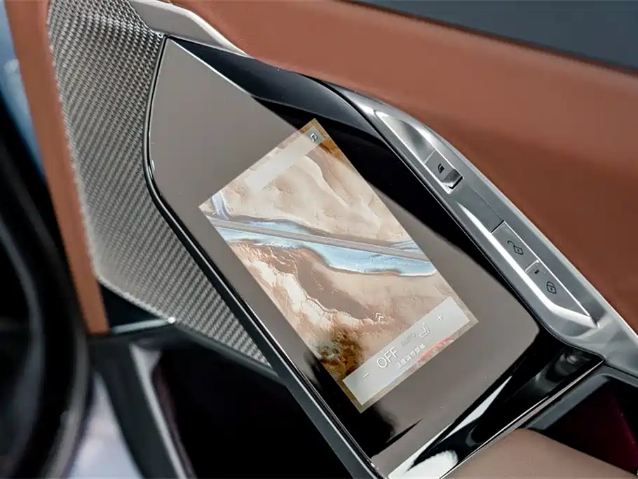 BMW 7 Series 2023 Model 740Li Leading Luxury Package фото 24