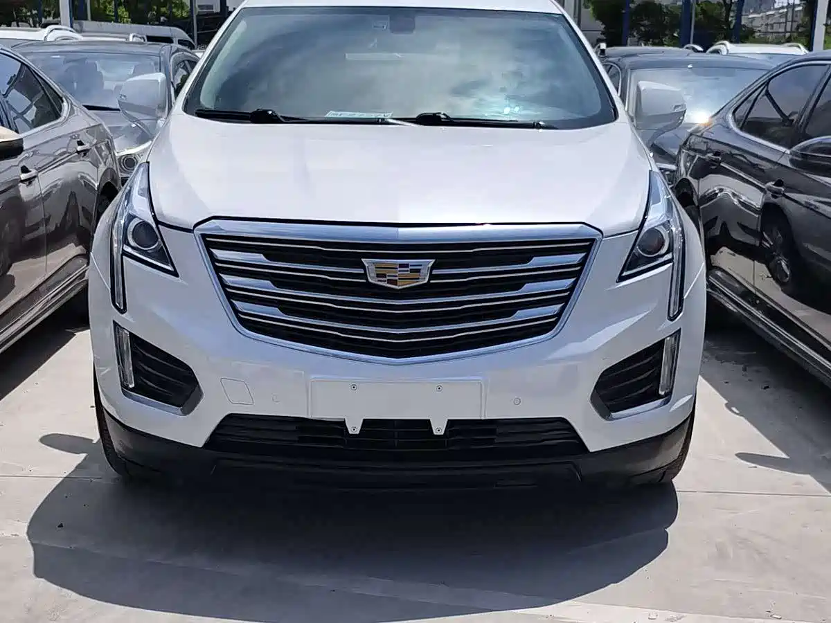 Cadillac XT5 2016 25T Luxury Model фото 2