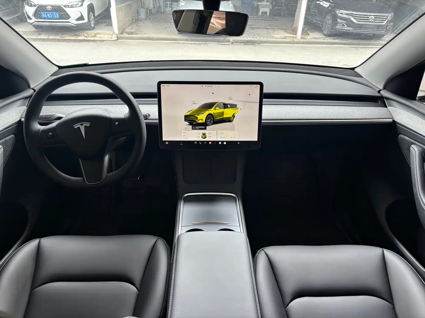 TESLA MODEL Y