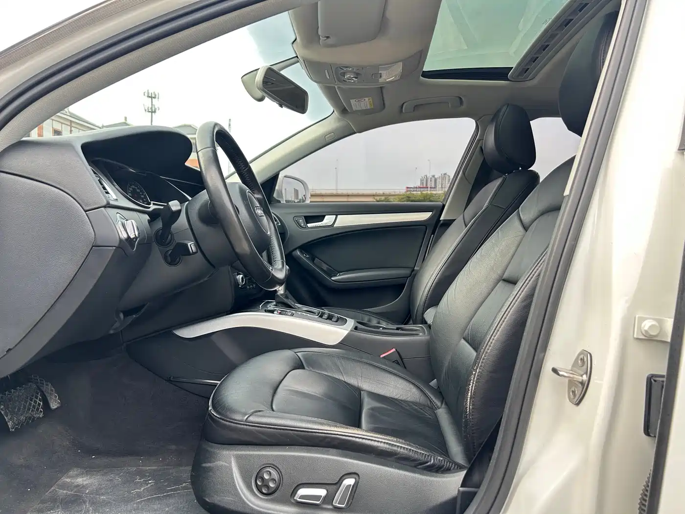 Audi A4L 2016 35 TFSI Automatic Standard фото 10