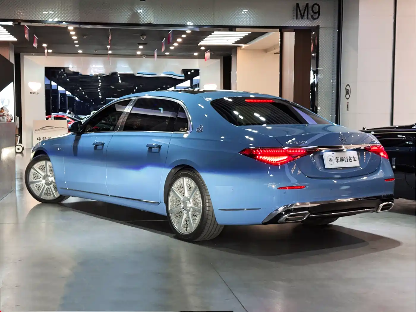 Mercedes-Benz Maybach S-Class 2022 S 680 4MATIC Craftsmanship Limited Launch Edition фото 4