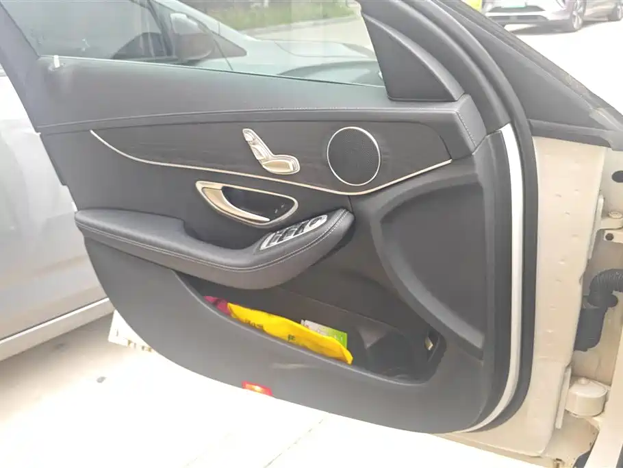 Mercedes-Benz C-Class 2021 C 200 L Fashion Sport Edition фото 7