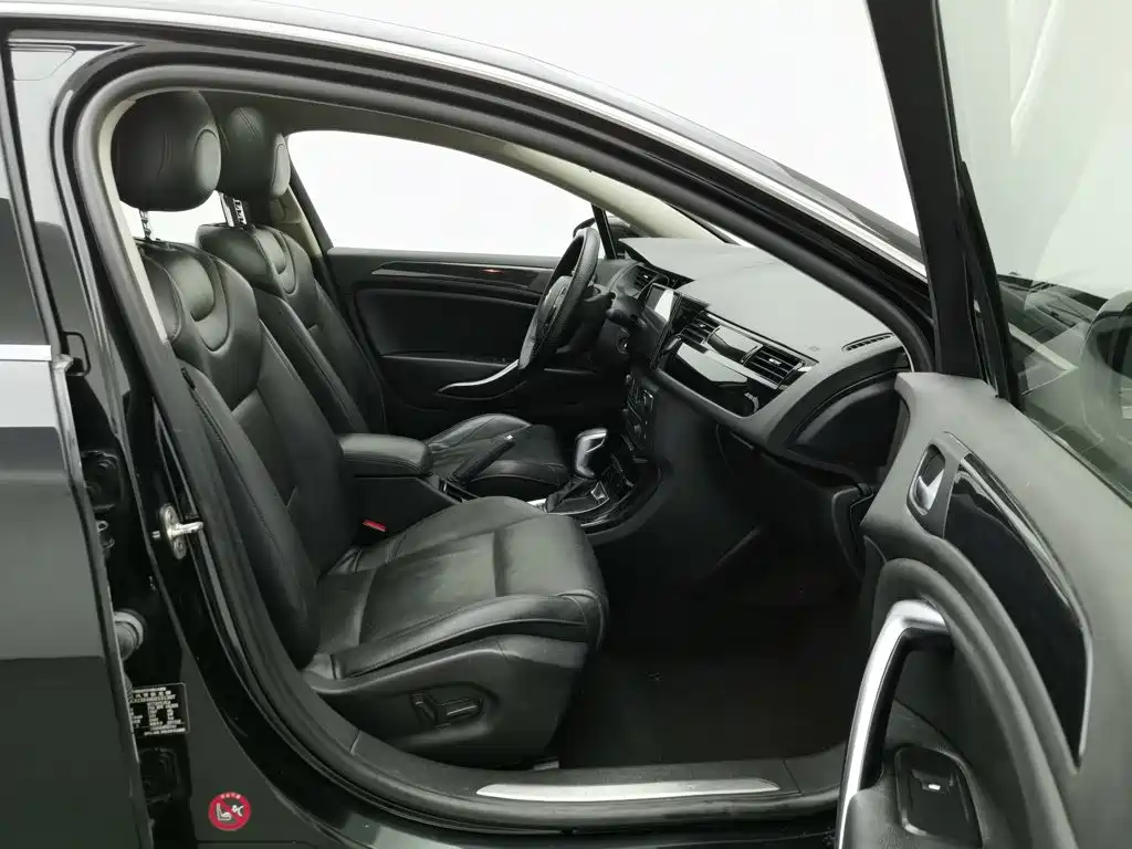 Фото 23 - Citroën C5