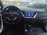 صورة 10 - Hyundai Verna