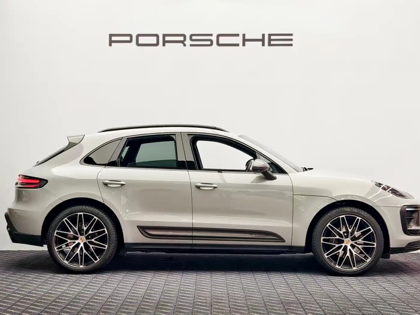 Porsche Macan 2022 Macan T 2.0T фото 6