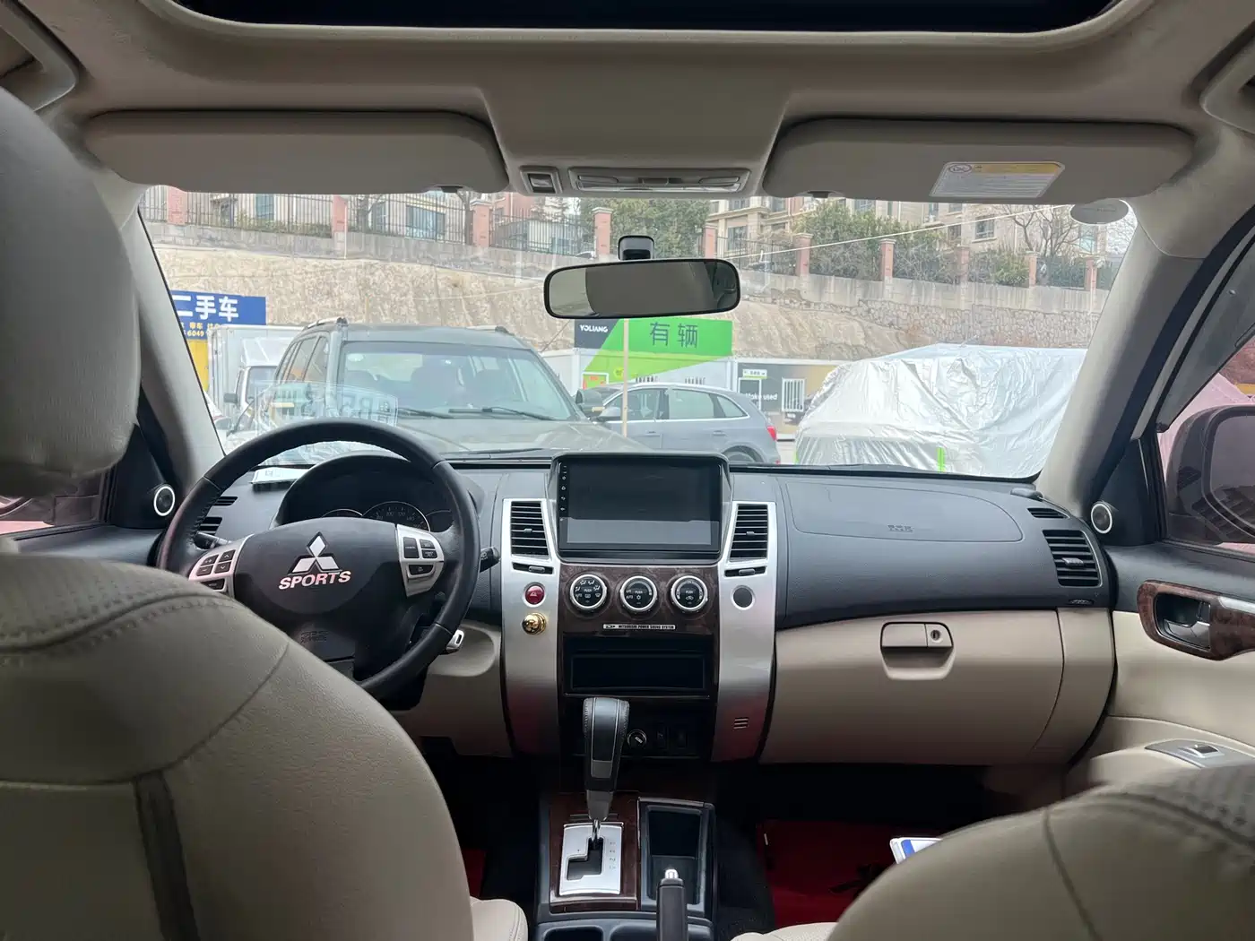 Mitsubishi Pajero Sport 2013 3.0L Automatic 2WD Luxury фото 13