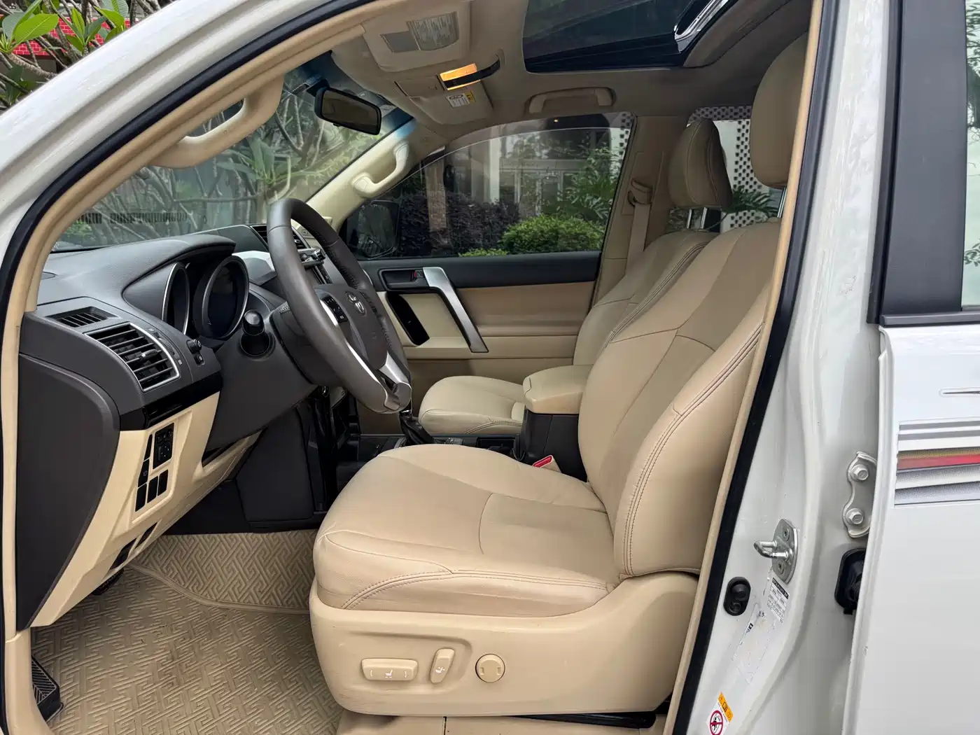 Toyota Prado 2016 2.7L Auto Luxury Edition фото 12