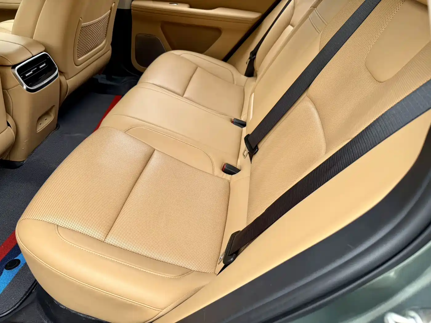 AITO Wenjie AITO M5 2022 Extended Range AWD Ultimate Edition фото 12