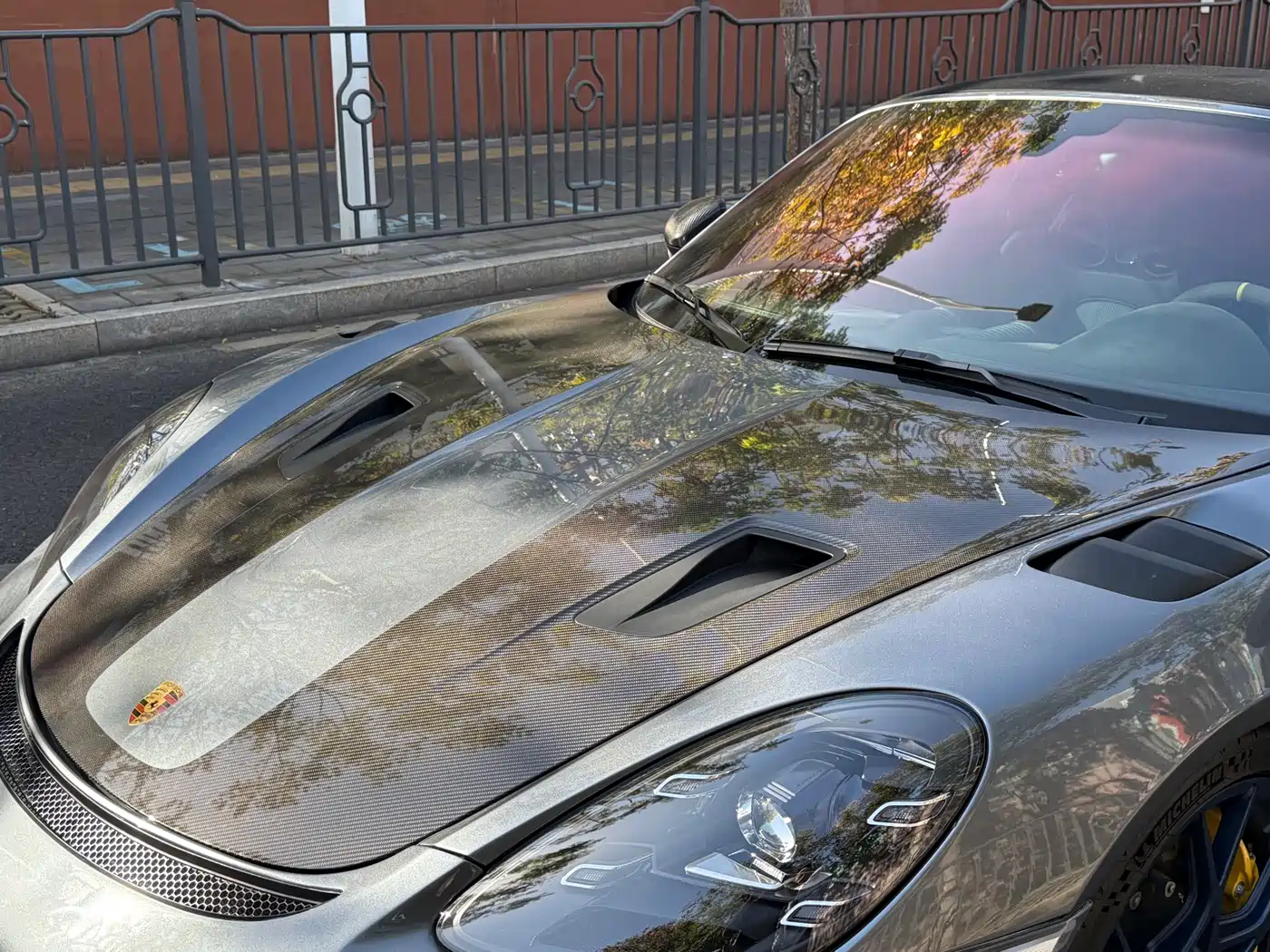 PORSCHE 718
