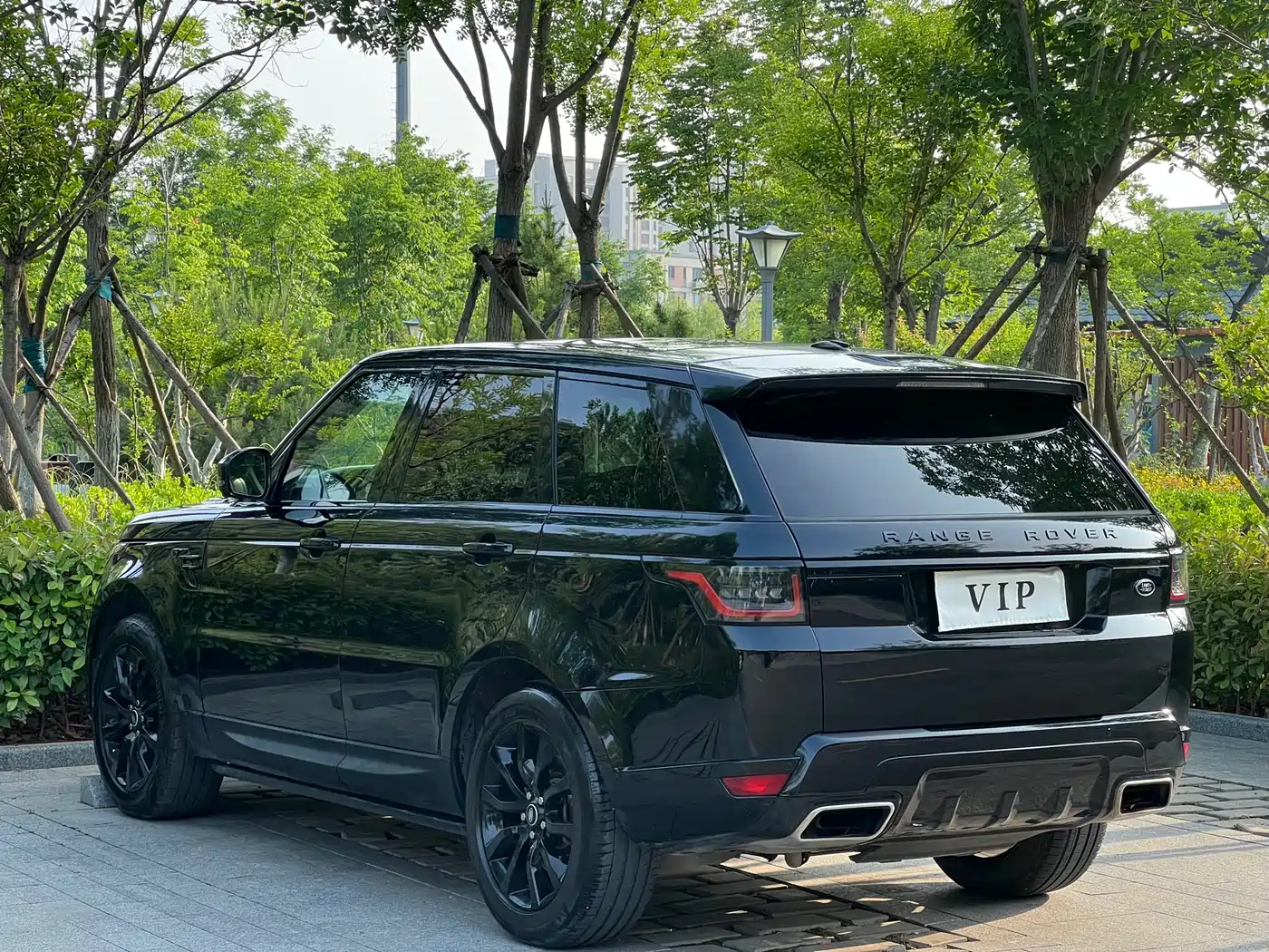 Land Rover Range Rover Sport фото 6