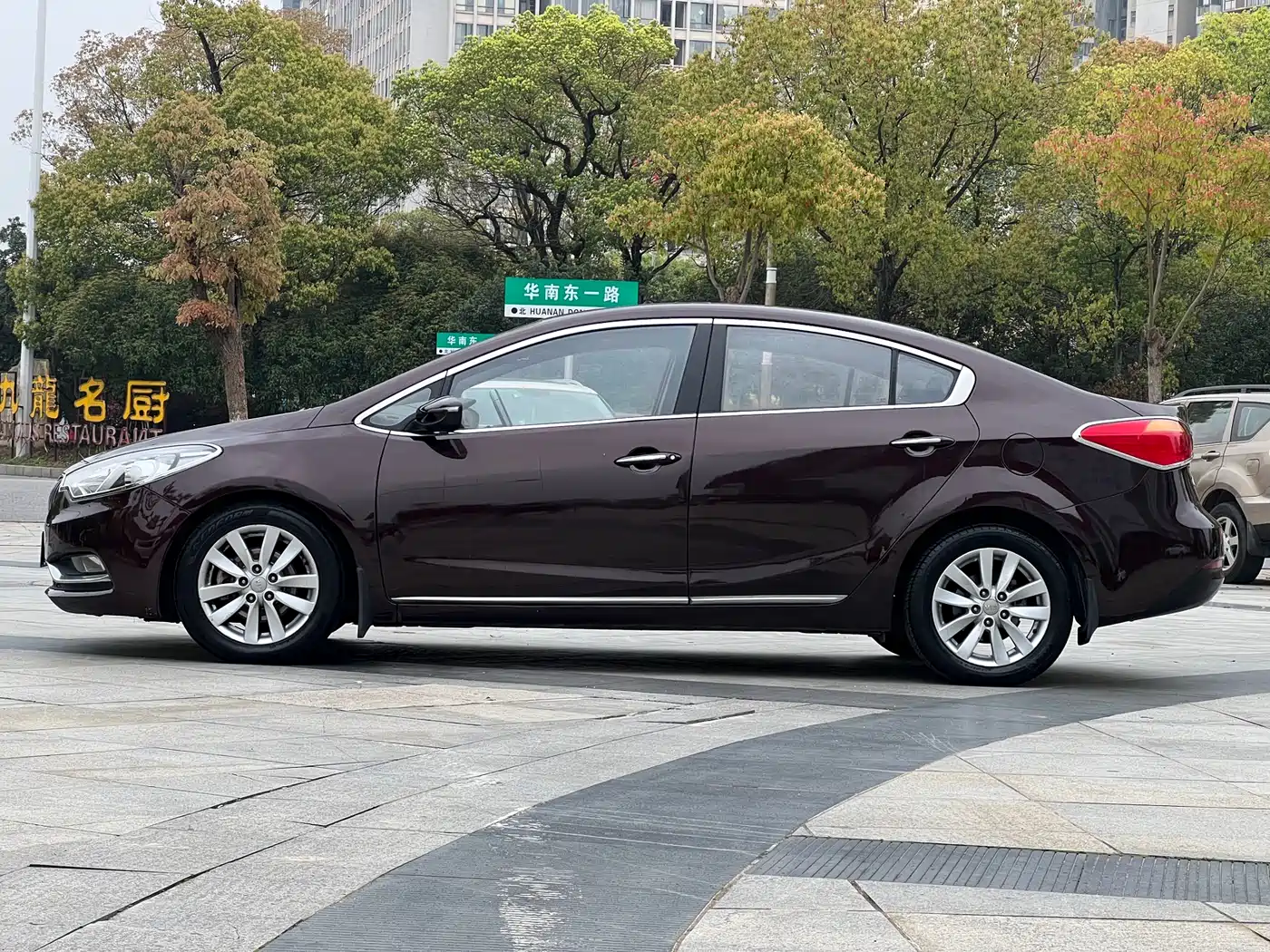 Kia K3 2013 1.6L Automatic GLS фото 5