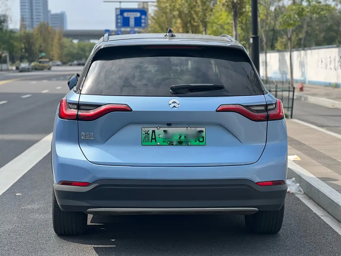NIO ES8 2018 2018 Founder Edition