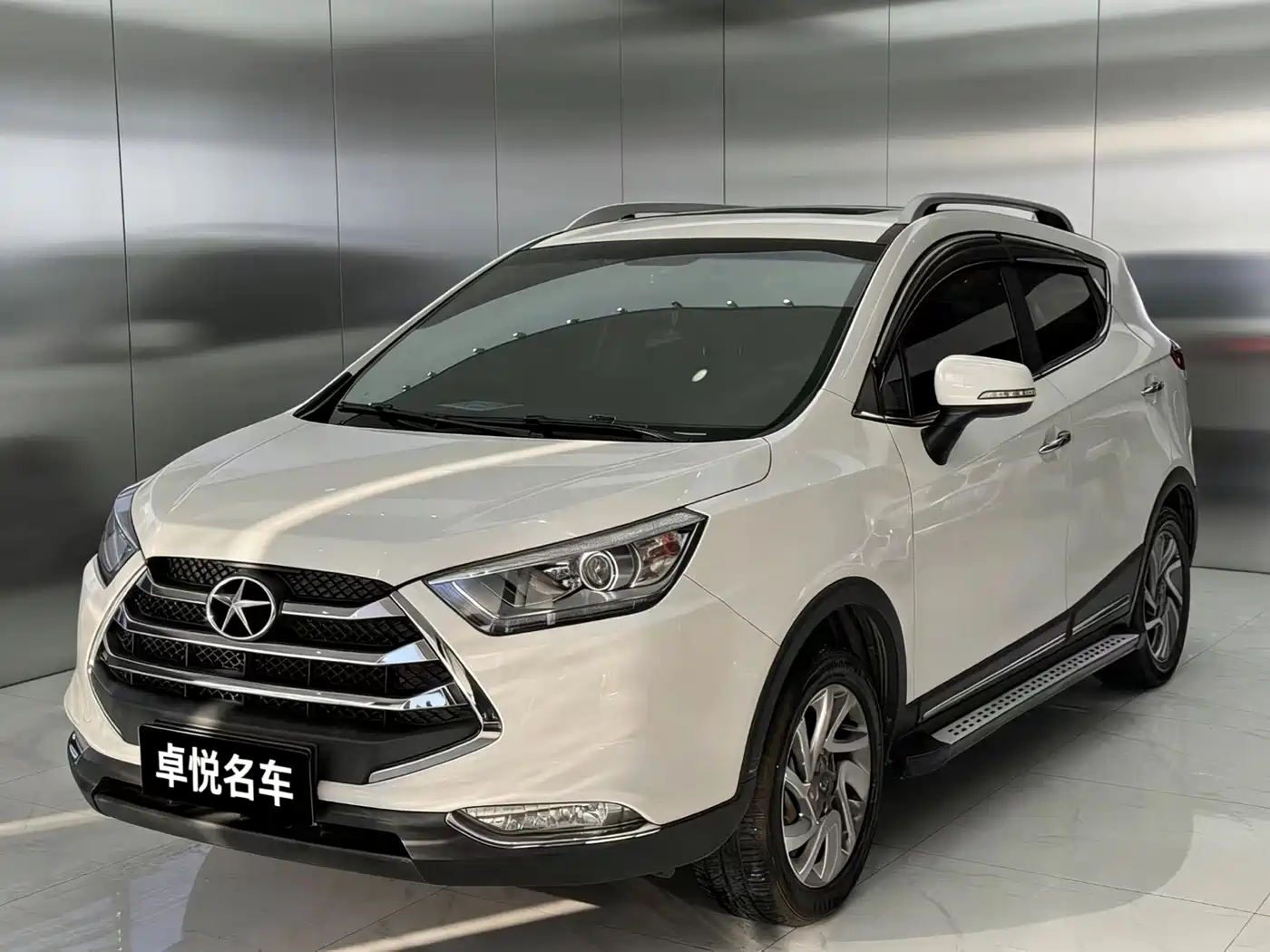 JAC Motors Refine S3 2016 2016 1.5L Manual Luxury Smart Premium