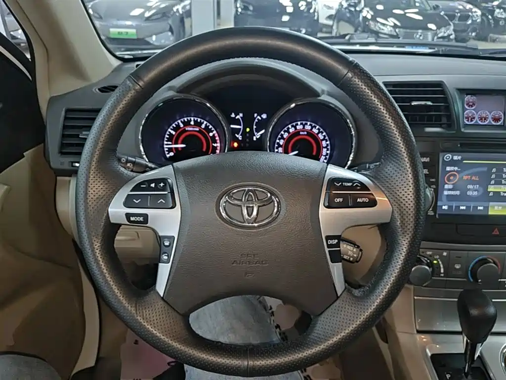 Toyota Highlander 2012 2.7L 2WD 5-seater Elite Edition фото 11