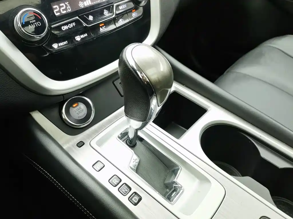 Nissan Murano 2019 2019 2.5L XL 2WD Smart Connect Luxury (China V)