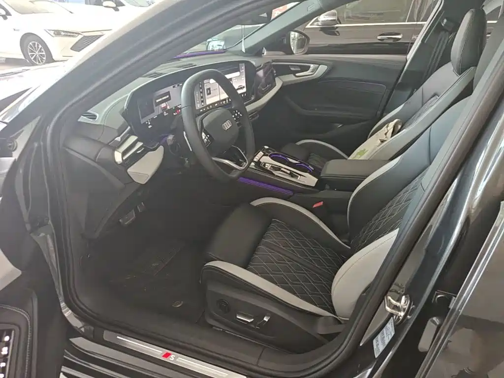 AUDI A5L