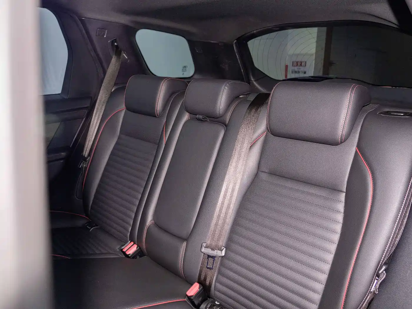 LAND ROVER DISCOVER SPORTS