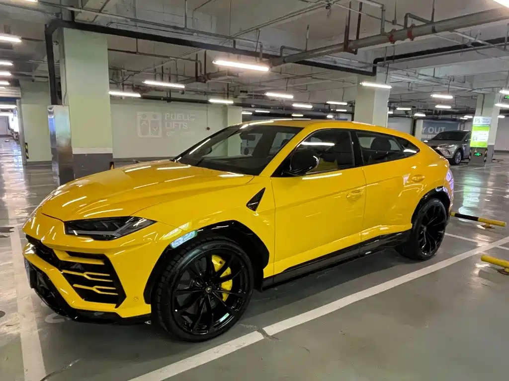 Lamborghini Urus 2022 2021 4.0T V8