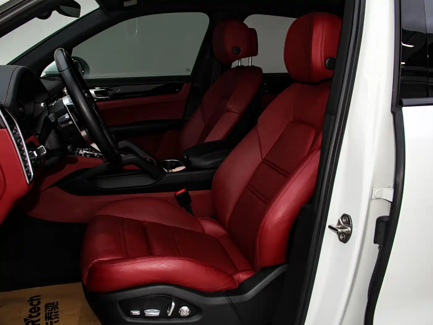 Porsche Cayenne 2019 Cayenne 3.0T фото 16