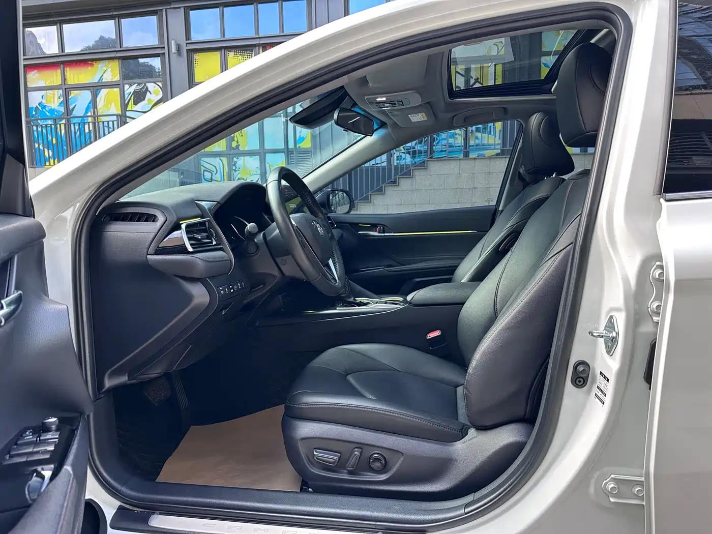 Toyota Camry 2021 2.0G Luxury Edition фото 10