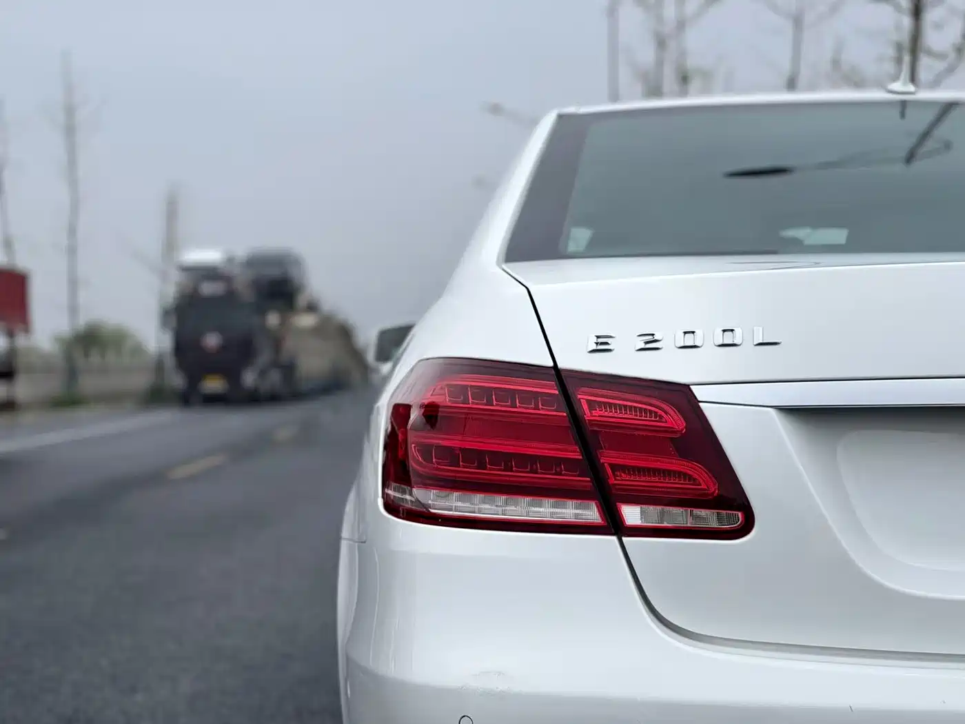 Mercedes-Benz E-Class 2015 E 180 L фото 20