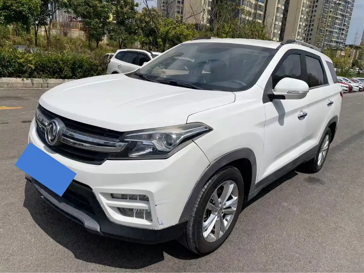 صورة 1 - Dongfeng Fengguang Fengguang S560