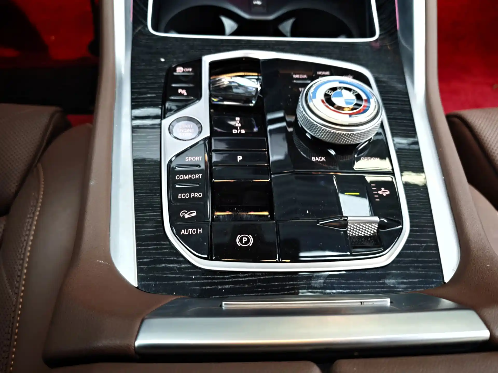 Photo 10 - BMW X6