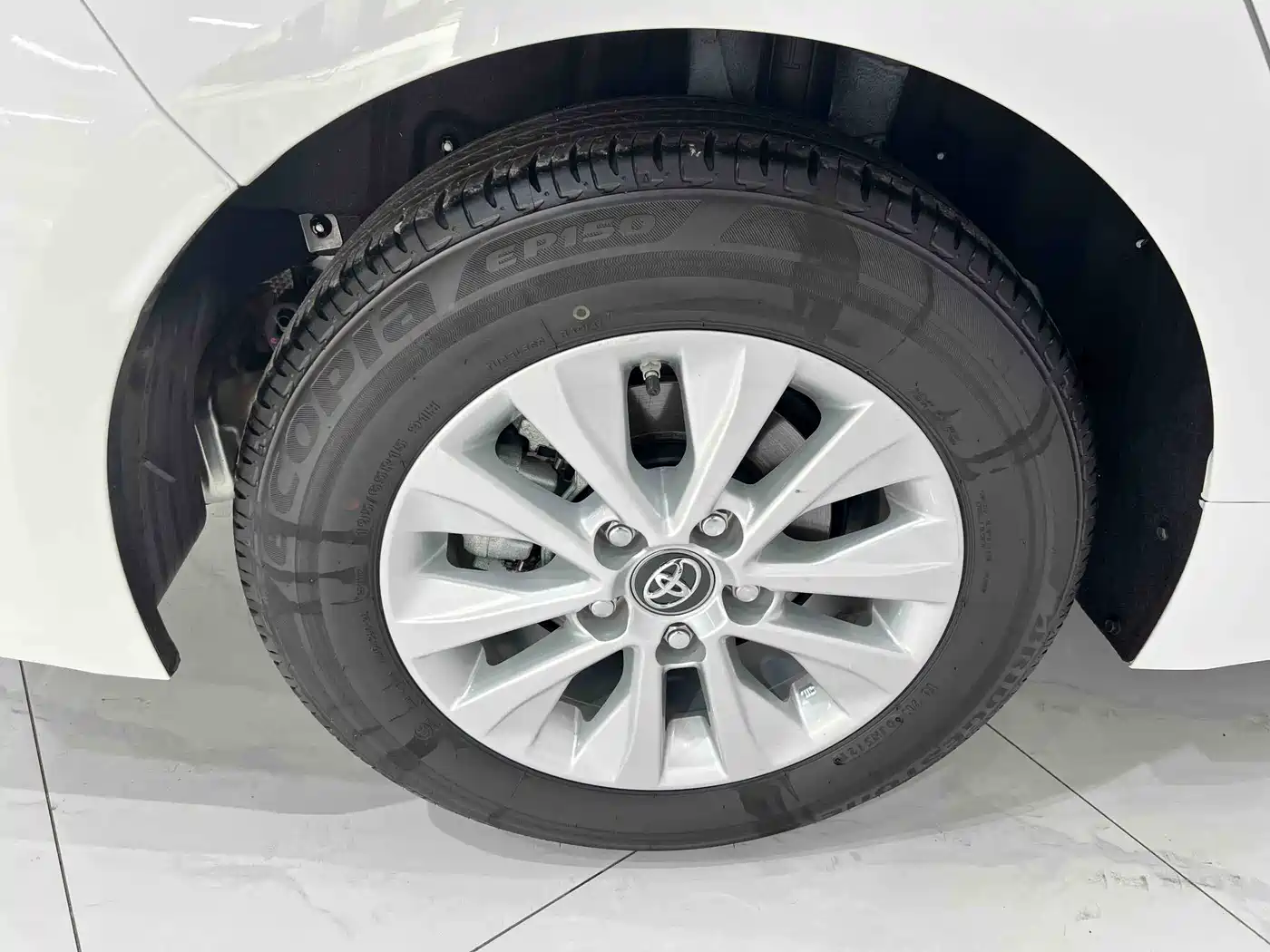 Toyota Corolla 2021 TNGA 1.5L CVT Pioneer Edition фото 18