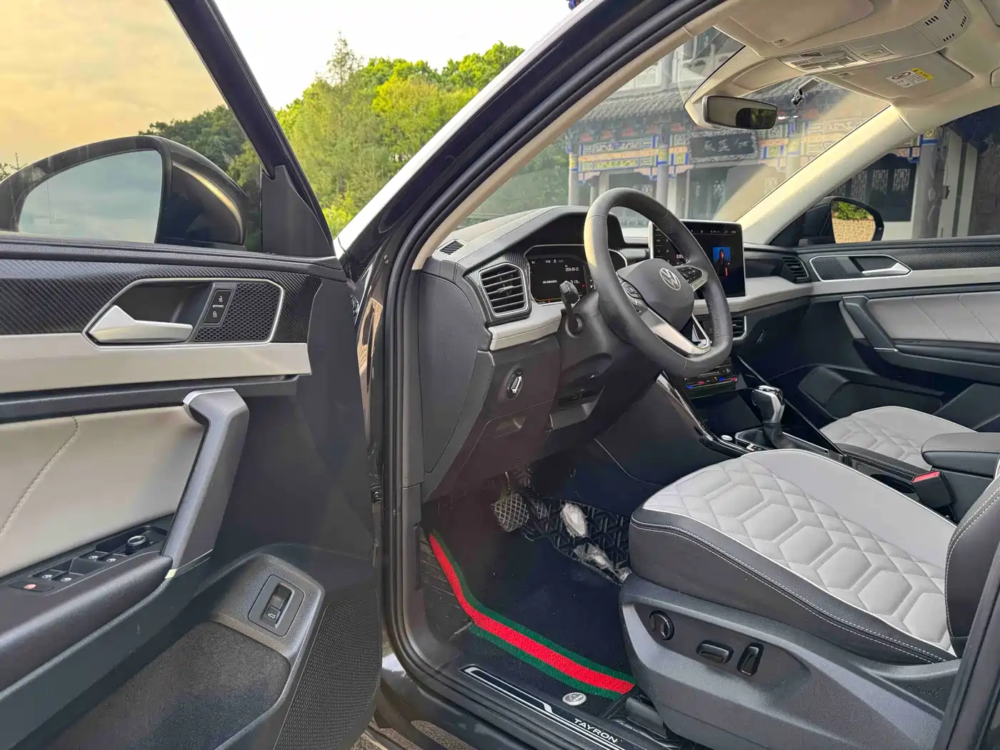 Volkswagen Tayron 2023 280TSI 2WD Luxury Plus Advanced Edition фото 7