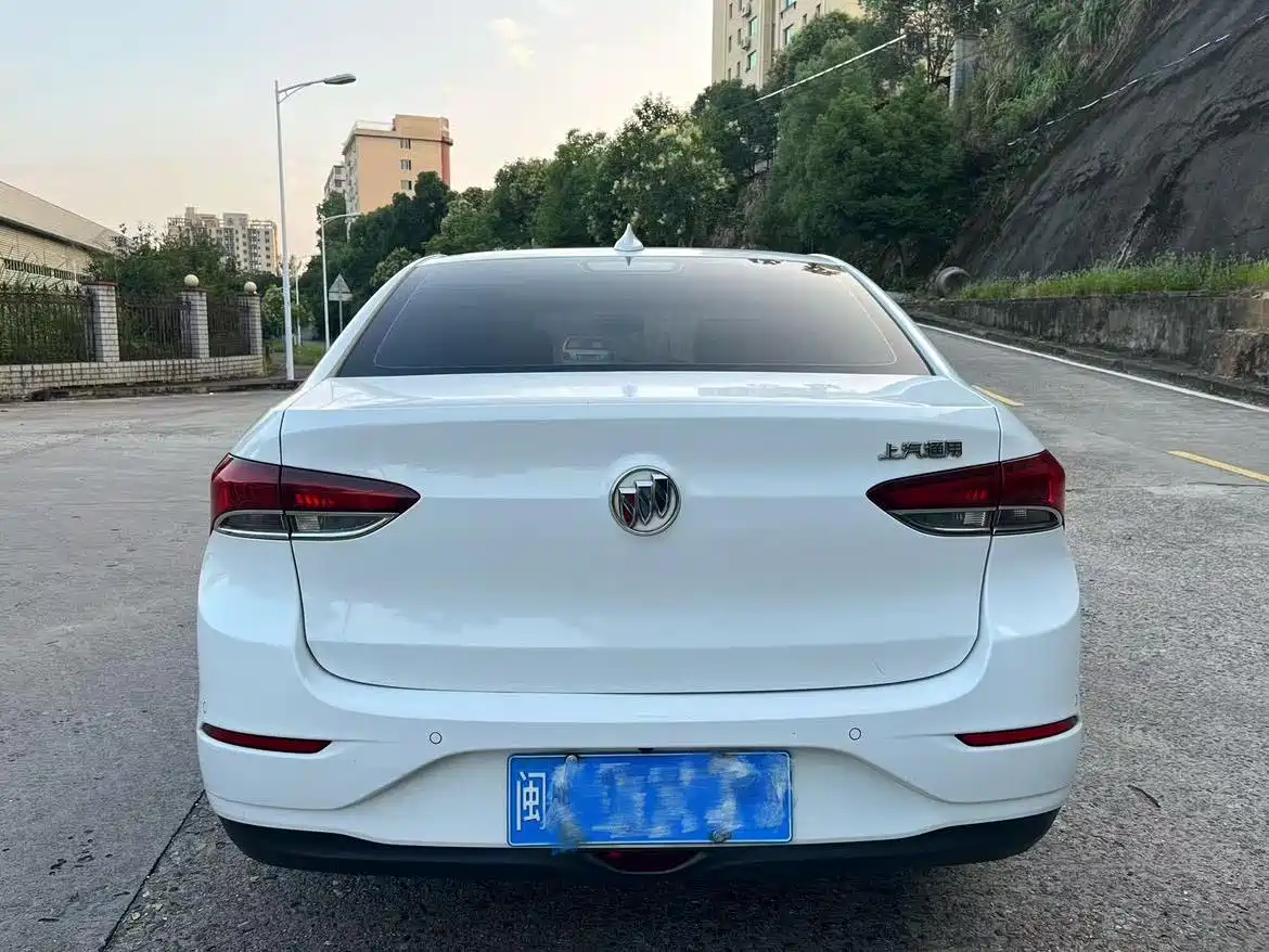 Chevrolet Cavalier 2018 320 Auto Joy Edition фото 4