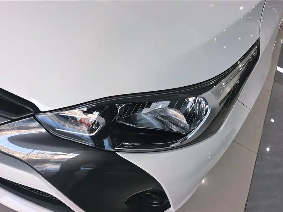 Toyota YARiS L Zhi Xiang 2022 1.5L CVT Leading PLUS Edition фото 5