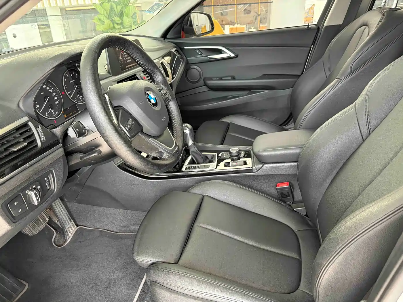 BMW 1 Series 2017 118i Design Package фото 6