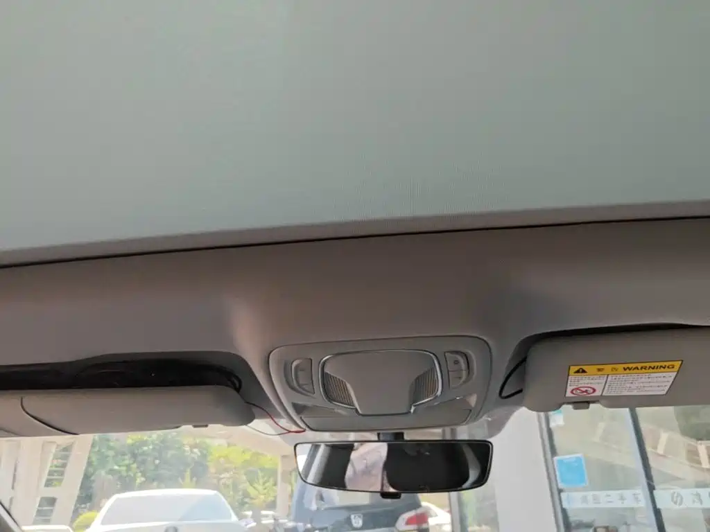 Roewe i6 MAX EV 2022 2020 Model 1.5T PHEV Cool Panoramic Sunroof Edition