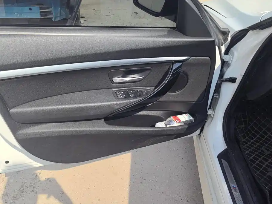 BMW 3 Series GT 2021 2020 320i M Sport Package