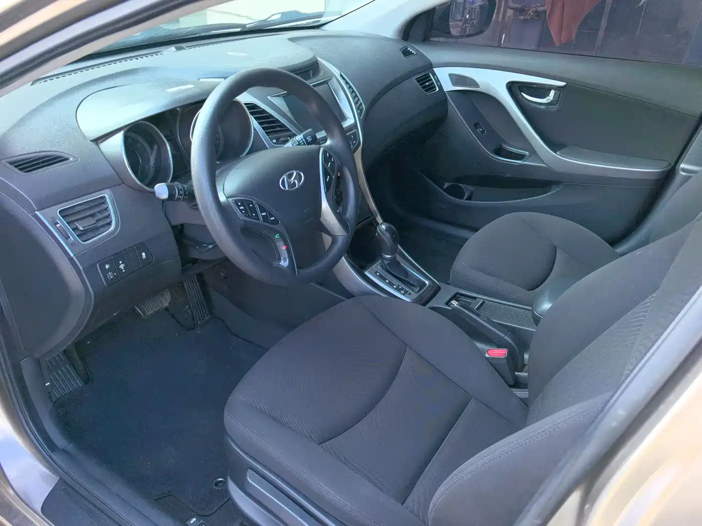 Hyundai Langdong 2016 1.6L Automatic Premium Edition фото 5