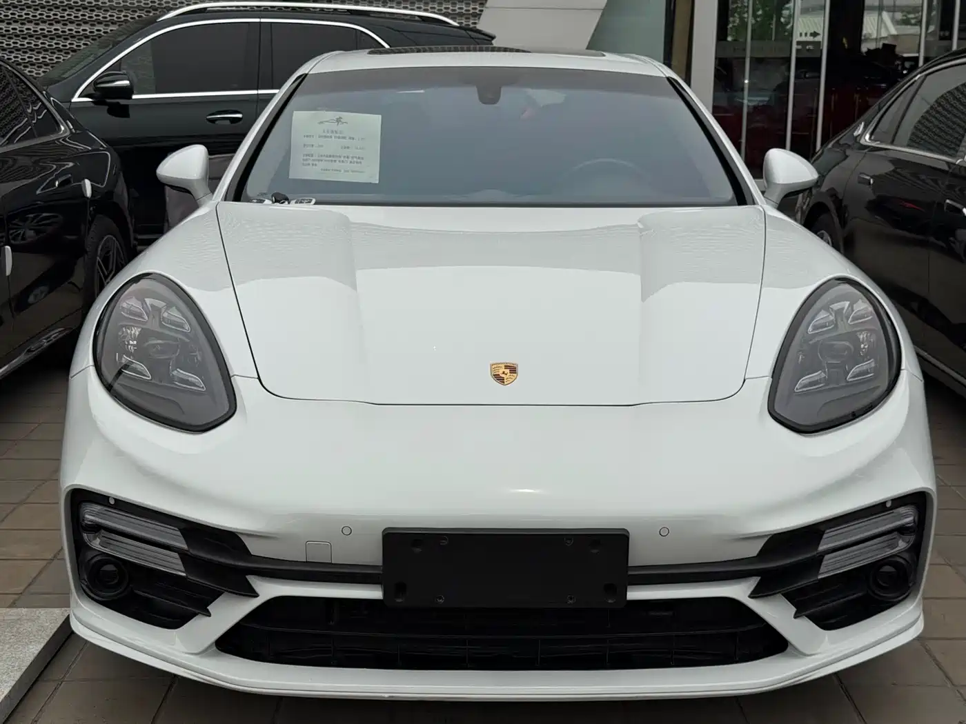 Porsche Panamera 2016 Panamera 4 Edition 3.0T фото 2