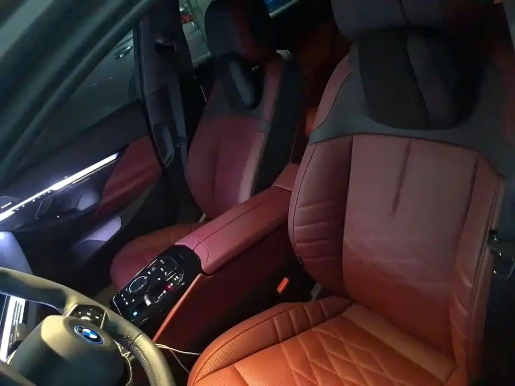 BMW i5 2024 2024 eDrive 35L Premium Luxury Package