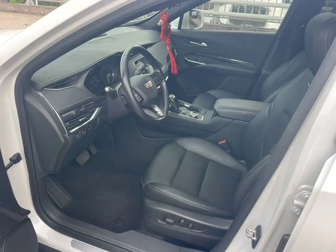 Cadillac XT4 2019 2018 Model 28T 2WD Technology