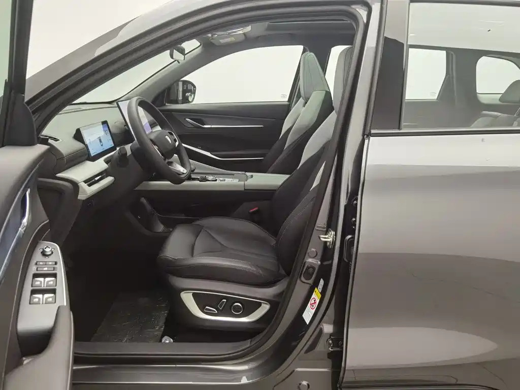 Photo 10 - Changan CS75 PLUS