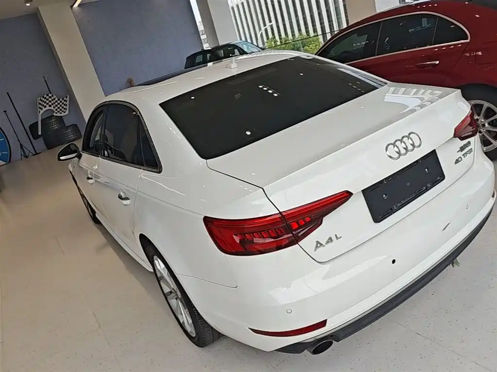 Audi A4L 2017 40 TFSI Style Edition фото 5