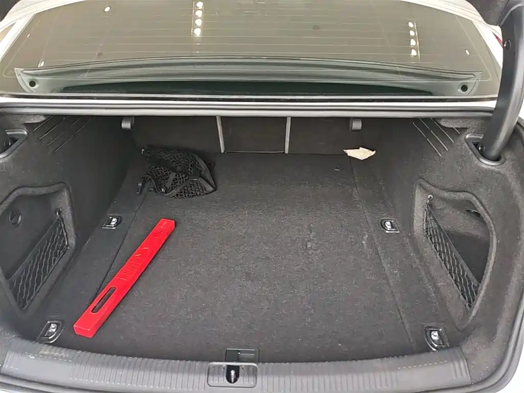 Audi A4L 2017 40 TFSI Style Edition фото 19