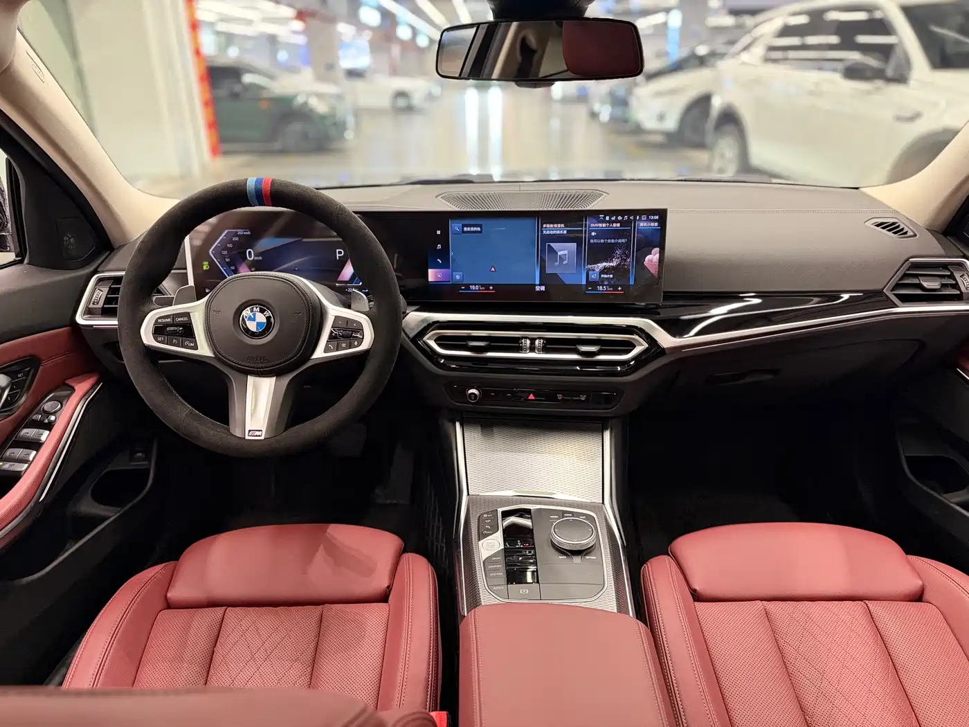 BMW 3 Series 2023 325Li M Sport Black Night Package фото 4