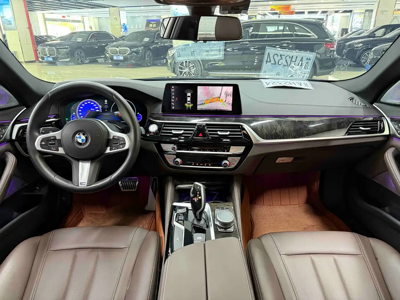 BMW 5 Series 2019 525Li M Sport Package фото 10